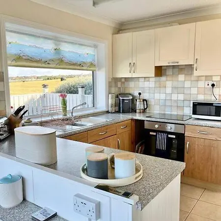 Toll Bar Cottage, Sandsend, Дом отдыха *