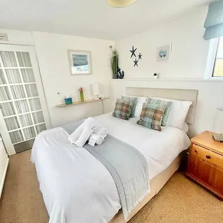 Toll Bar Cottage, Sandsend, * Whitby